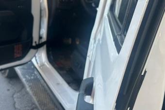 Jeep Wrangler Sahara 2025 Blanche PW7 Date de fabrication  Aot 2025 Kilomtrage  1 700 km seulement tat  Excellent  Comme neuve Couleur  Blanche Code PW7 Transmission  