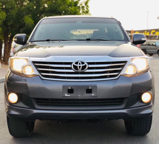 Fortuner 2014 orginal 25000  dbattre lgrement