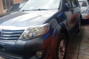 Fortuner 2014 orginal 25000  dbattre lgrement