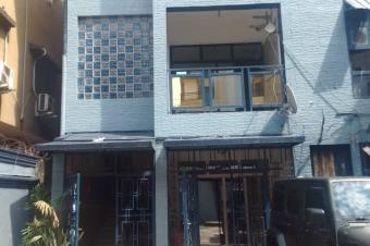 Vente Parcelle Plus Deux Immeubles  Gombe Sur Macadam