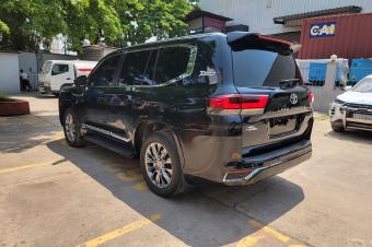 Toyota LandCruiser vxr 