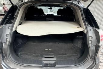Nissan rogue 2015 essence automatique 4cylinder kilomtrage 56000 camera de recul Prix 5500 a discuter