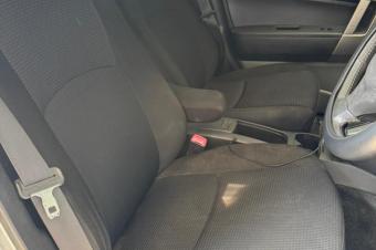 Toyota Rush  Full options  Volant droite  Automatique  Moteur impeccable   Prix  8.500  discut lgrement  Localisation appel   Offre directe