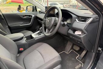 Rav4 hybrid  Anne 2024 Intrieur tissu Fiable kilomtrage 4342 Prix 23.000  discuter lgrement  Localisation appel   Offre directe