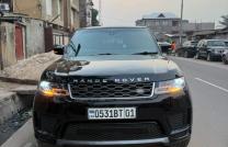 Range rover sport 2021  Automatique  Essence ⛽️  Climatiseur  V6 Prix 35.000$ à discuté légèrement  Localisation appel ? mediacongo