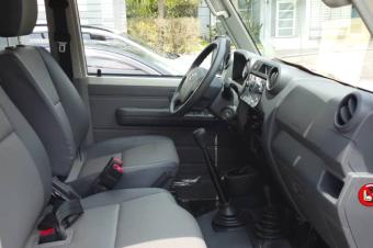 3 PICES DES TOYOTA LAND CRUISER DOUBLES CABINES PLAQUE AG19 2023 AUTHENTIQUE  PRIX 70.000 AZUI SUKA SUKA SVP   MANUELS DIESELS 00.0 KILOMTRES CLIMATISATION IMPECCABLES V