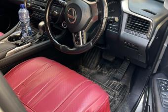 Lexus Rx450h Anne 2022 Full Options  Automatique  Essence  Volant droit 4cylindre  25.000Km Climatisation Impeccable  Localisation Kintambo  Prix 19000 dernier prix