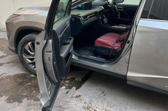 Lexus Rx450h Anne 2022 Full Options  Automatique  Essence  Volant droit 4cylindre  25.000Km Climatisation Impeccable  Localisation Kintambo  Prix 19000 dernier prix