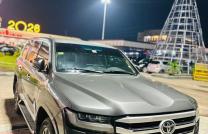 ?LAND CRUISER GX.R  V6 ?Année 2014 Modifie 2023 Volant gauche Essence  Automatique  Full option  Kilométrage 35992km Caméra ? 360 Intérieur en cuir 7 place  Climatisée Couleur d mediacongo