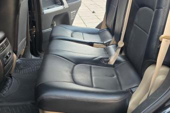 Toyota GXR 2012 modifier 2023  Full option  Volant gauche  Automatique Essence Toit ouvrant  V6 3 banquettes Dmarrage bouton poussoir Frigo  Faible kilomtrage Jantes chromes Int