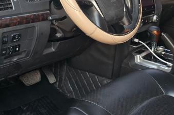 Toyota GXR 2012 modifier 2023  Full option  Volant gauche  Automatique Essence Toit ouvrant  V6 3 banquettes Dmarrage bouton poussoir Frigo  Faible kilomtrage Jantes chromes Int