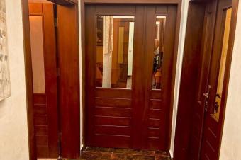 GS13IMMO SARL met  votre disposition la vente de ce magnifique   appartement CGombe. Rf lancienne Ambassade de Belgique. Prix d vente propos 340.000  discutable.  vous