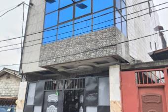 Parcelle  NgiriNgiri R2 220.000