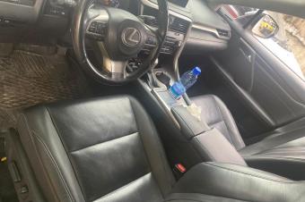 LEXUS RX 350 Automatic Camera de recul Climatisation ok Couleur dorigine Full options Essence Toit ouvrant Prix 25.000 ngociable