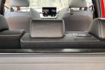 TOYOTA RAV4 hybrid GRSPORT  Anne de fabrication 2024 Full options  Volant droit  panoramique   Camera 360  Intrieur cuir  Faible kilomtrage  Sans plaqu  Prix  26.000 