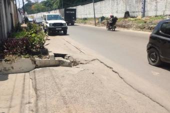 Parcelle sur des curies  Ngaliema 12 sur 33m 350.000