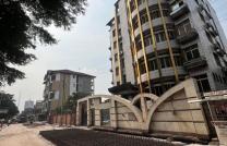 LÀ OÙ LA ROUTE EST FRÉQUENTÉE, L’ARGENT NE DORT JAMAIS » ? IMMEUBLE DE RAPPORT À VENDRE – LINGWALA (ROUTE PRINCIPALE KABINDA, BEAU VENT) ? Localisation stratégique : Situé sur... mediacongo