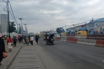 AGK IMMO met  votre disposition la vente de cette PARCELLE. CMasina sur boulevard Lumumba. Rf Maison Communale de Masina. Dimension 2130M. Prix  850.000  discuter
