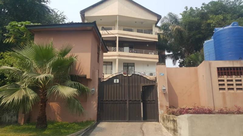 Immeuble  vendre sur mont fleuri 