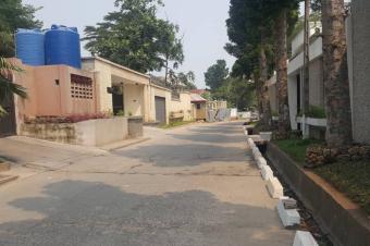 Immeuble  vendre sur mont fleuri 