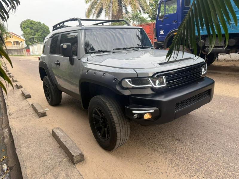 TOYOTA FJ CRUISER A VENDRE 
