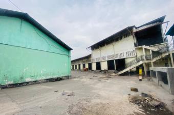  Mis en location de plusieurs Entrept  LIMETE 2 em rue  Rf petit boulevard   Dimensions  200 m 300 m 400 m  500 m  1000 m  Loyer 12 par m