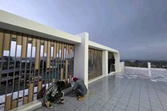 Immeuble luxueux de 6 niveaux mise en vente  Lubumbashi. Au carrefour Q industriel au prix de 8.000.000  discuter 