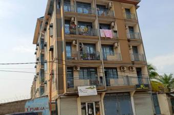 Parcelle avec 2 immeubles  Lingwala 2.000.000