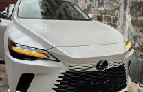 ?Lexus RX 450H+ ?Année de fabrication 2025 Volant gauche Essence  Automatique  Full options  Toit panoramique  Caméra ? 360 Intérieur en cuir très confortable  Sans plaqué Coule mediacongo