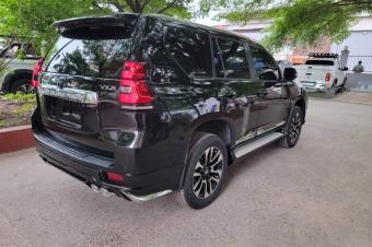 Toyota Prado VX.R 2023