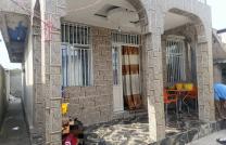 Vente parcelle bien située avec deux maisons – Quartier Efobank, N’Sele mediacongo