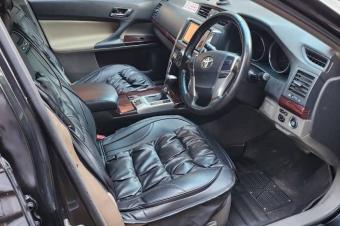 Toyota mark x nouveau  Full options  Couleur dorigine retouche 2 parechocs  Automatique  Moteur impeccable   Prix  6.500  discuter lgrement  Localisation appel   Offr