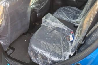 New rav 2018 full option  sans plaque automatique  essence volant droite Prix 18 000  discuter Offre direct localisation appel moi