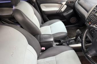 TOYOTA NEW RAV4 A VENDRE  KINSHASA 