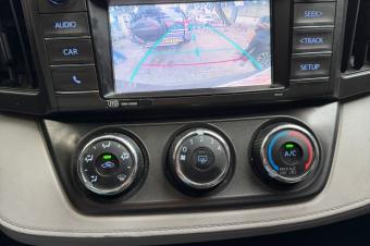 TOYOTA NEW RAV4 A VENDRE  KINSHASA 