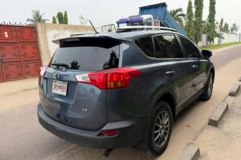 TOYOTA NEW RAV4 A VENDRE  KINSHASA 