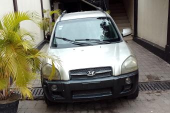 VENTE HYNDAI  7000 USD NEGOCIABLE