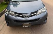 TOYOTA NEW RAV4 A VENDRE À KINSHASA  mediacongo