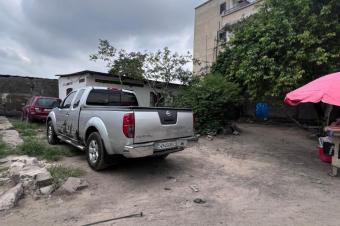 NGALIEMA  SUKA MUR OZONE MISE EN VENTE DUN TERRAIN DE 18mx21m  AVEC UNE MAISON  DMOLIR  POSSIBILIT DE MORCELER EN DEUX soit 9mx21m