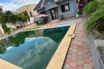 Parcelle  Ngaliema 18 sur 30m 400.000