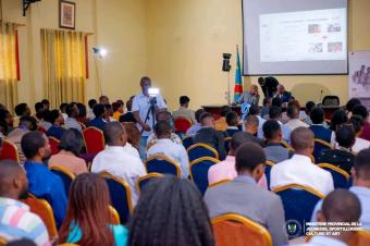 Kinshasa  une centaine de jeunes parlementaires forms pour le concours de la Tony Elumelu Foundation