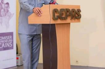Kinshasa  une centaine de jeunes parlementaires forms pour le concours de la Tony Elumelu Foundation