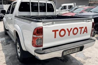 Hilux 2015 a vendre 