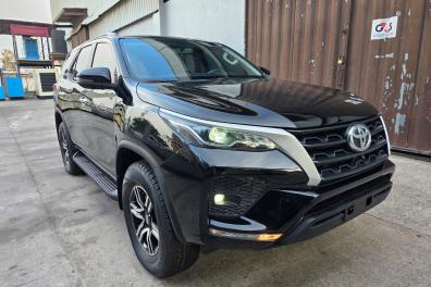 automobile_motos_velos_engins_et_pieces Christian Csk  