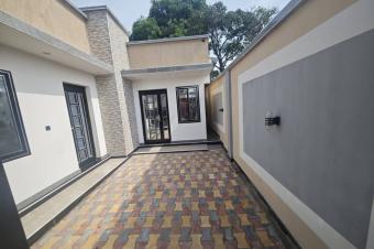 Parcelle  Bumbu 7 sur 15m 92.000  discuter