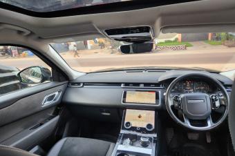 RANGE VELAR  COULEUR DORIGINE  DIESEL  PRIX 23500 SUKA PARDON PAS DE QUESTION  LOCALISATION CHE SUR APPEL BONNE CHANCE A TOUS