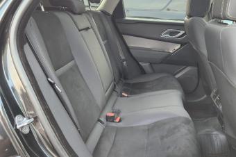 RANGE VELAR  COULEUR DORIGINE  DIESEL  PRIX 23500 SUKA PARDON PAS DE QUESTION  LOCALISATION CHE SUR APPEL BONNE CHANCE A TOUS