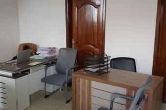 NGALIEMA  GB SUR TANGU REF. ENTREE MANGO  MISE EN VENTE DES APPARTEMENTS DE DEUX CHAMBRES DANS UN BTIMENT DE 4 NIVEAUX.  