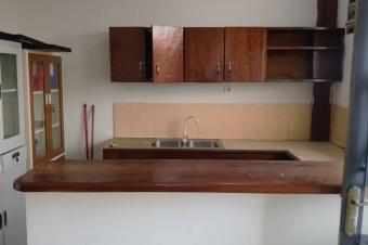 NGALIEMA  GB SUR TANGU REF. ENTREE MANGO  MISE EN VENTE DES APPARTEMENTS DE DEUX CHAMBRES DANS UN BTIMENT DE 4 NIVEAUX.  