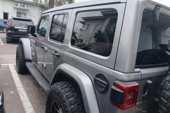 Jeep wrangler 2024 Automatique  Essence   Volant gauche  Full options  Prix  55.000 discut lgrement  Localisation appel   Offre directe
